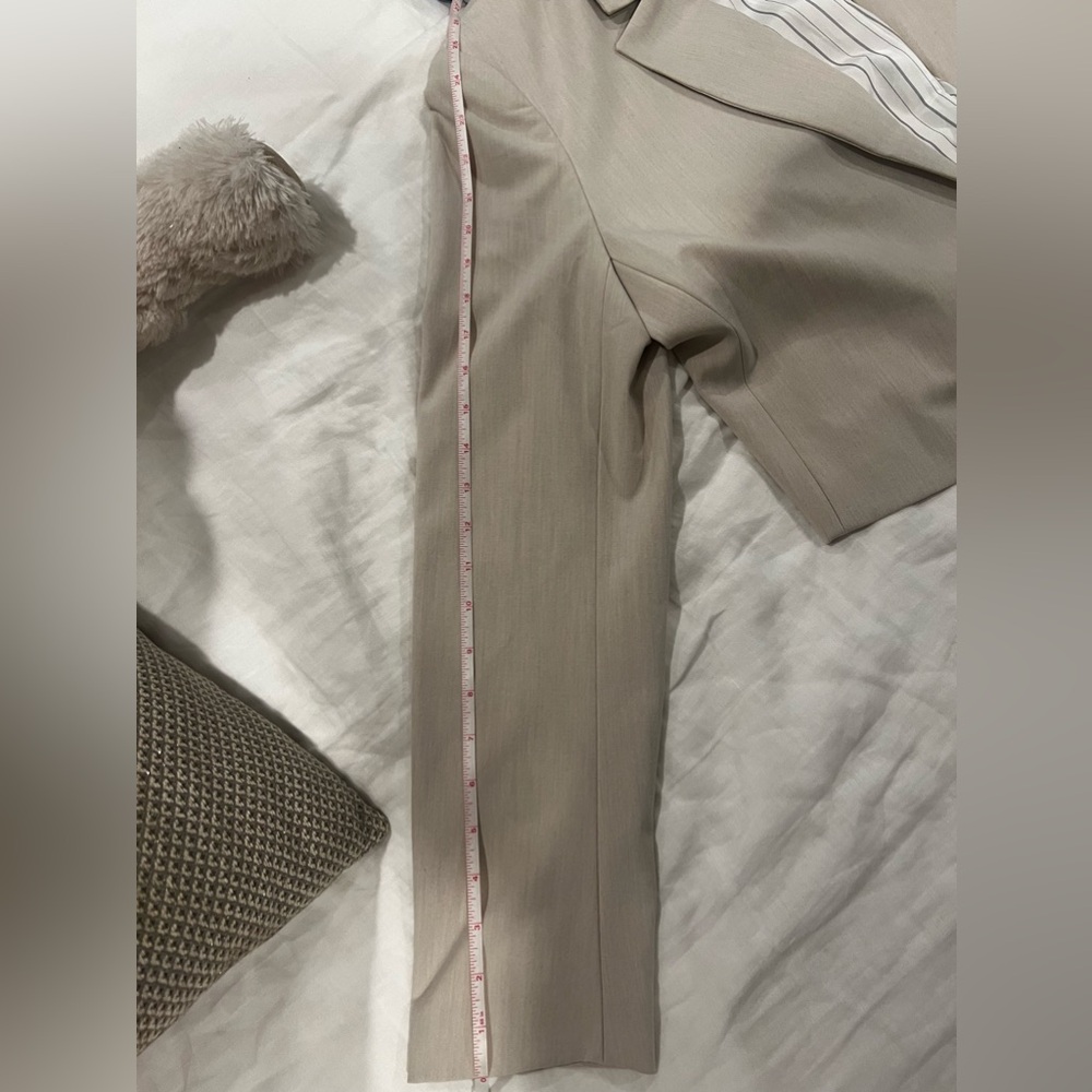 Cropped blazer (SOLD) - Picture 7 of 11
